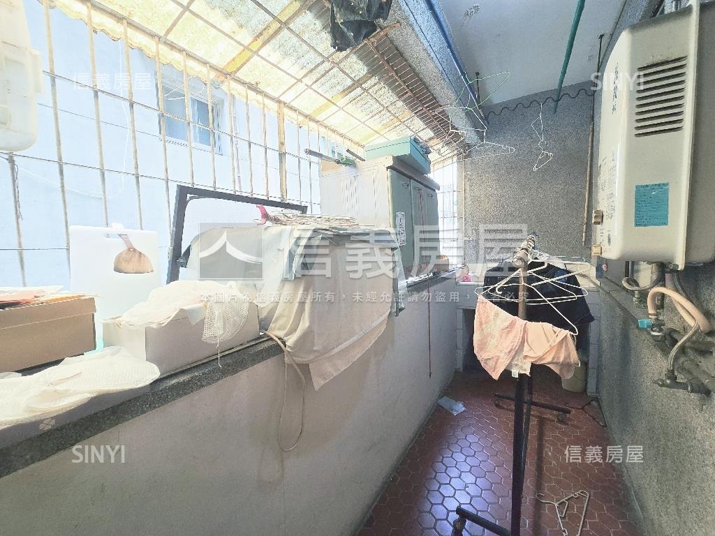 三輝白昀附近的公寓三樓房屋室內格局與周邊環境