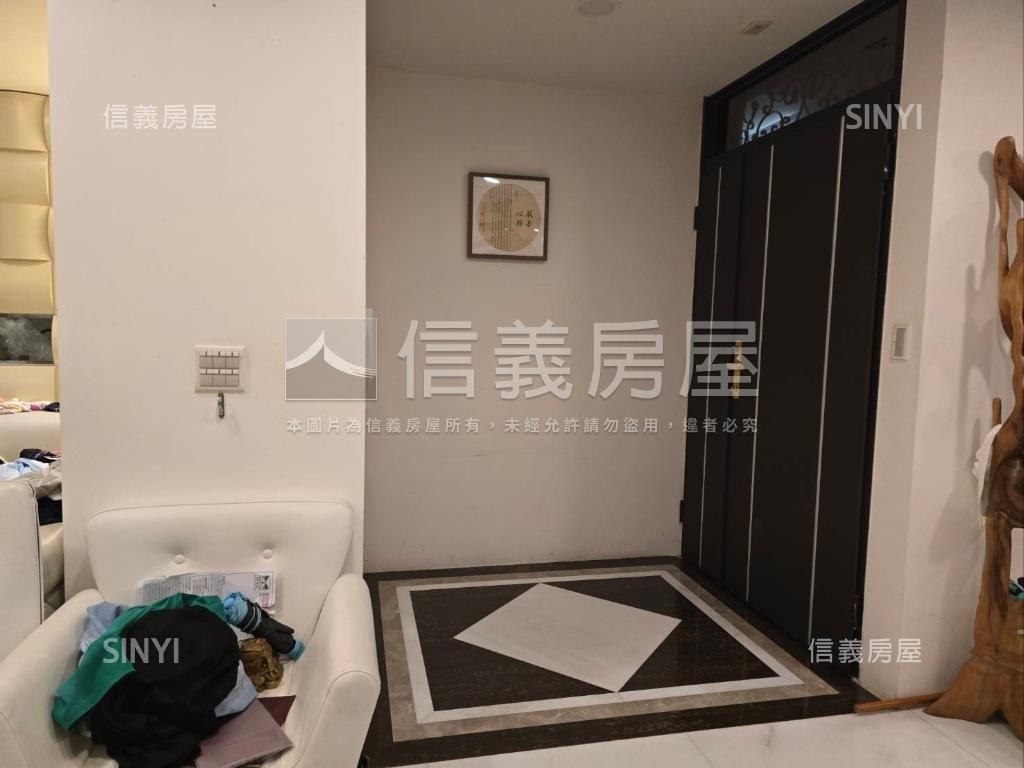富豪天下景觀露臺佰坪大戶房屋室內格局與周邊環境