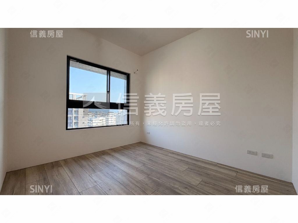 綠雅圖次頂樓視野戶兩房房屋室內格局與周邊環境