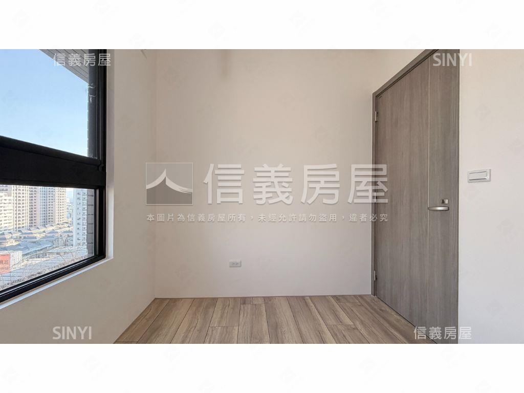 綠雅圖次頂樓視野戶兩房房屋室內格局與周邊環境