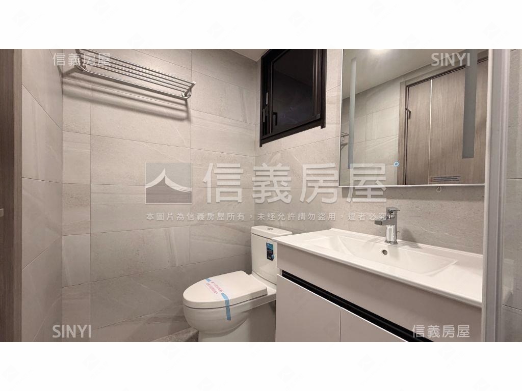 綠雅圖次頂樓視野戶兩房房屋室內格局與周邊環境