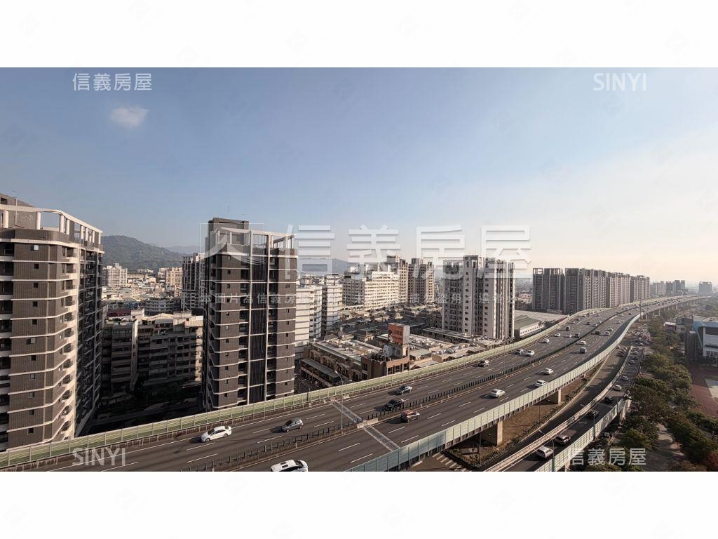 綠雅圖次頂樓視野戶兩房房屋室內格局與周邊環境