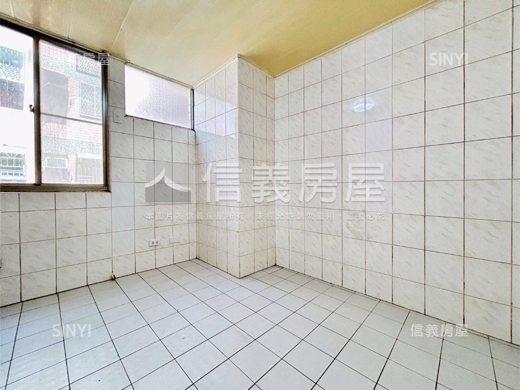 免千萬！潭子電梯３房房屋室內格局與周邊環境