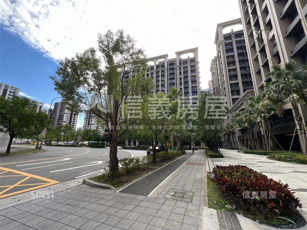 波爾多２樂菲莊園車位房屋室內格局與周邊環境