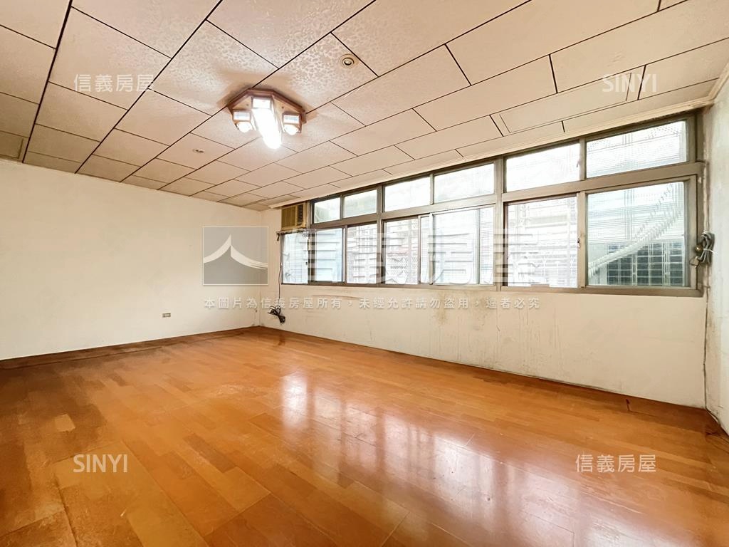 長泰頂加大空間美寓房屋室內格局與周邊環境