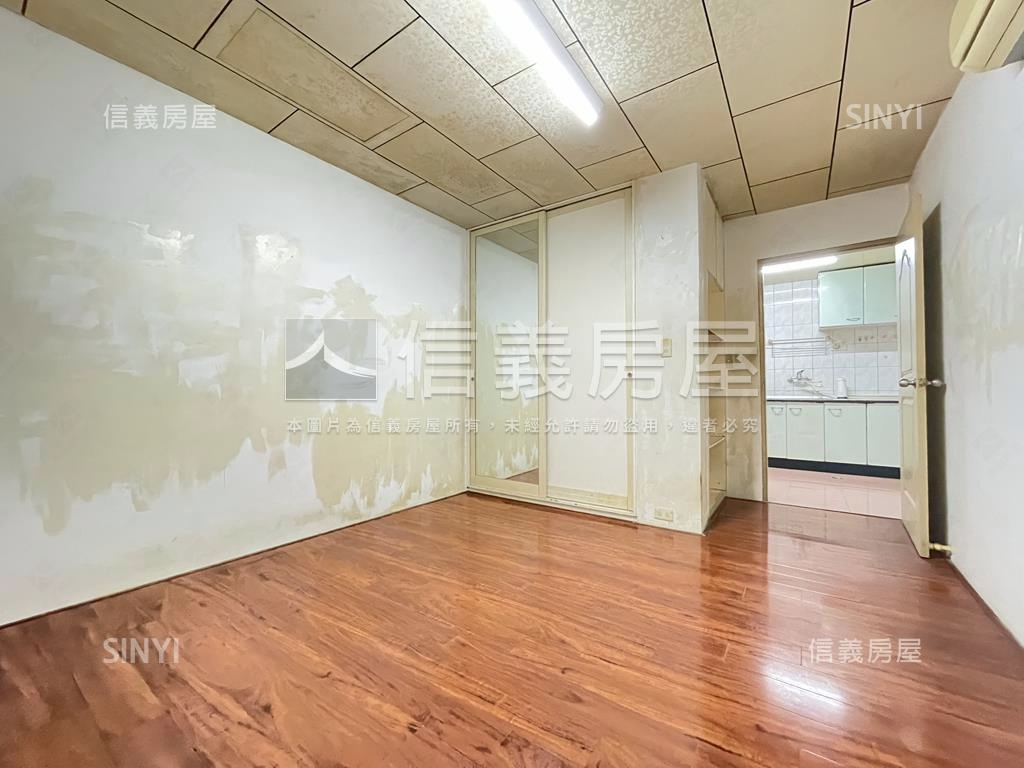 長泰頂加大空間美寓房屋室內格局與周邊環境