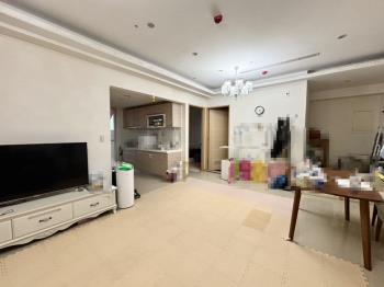 玉上園三房車位質感屋