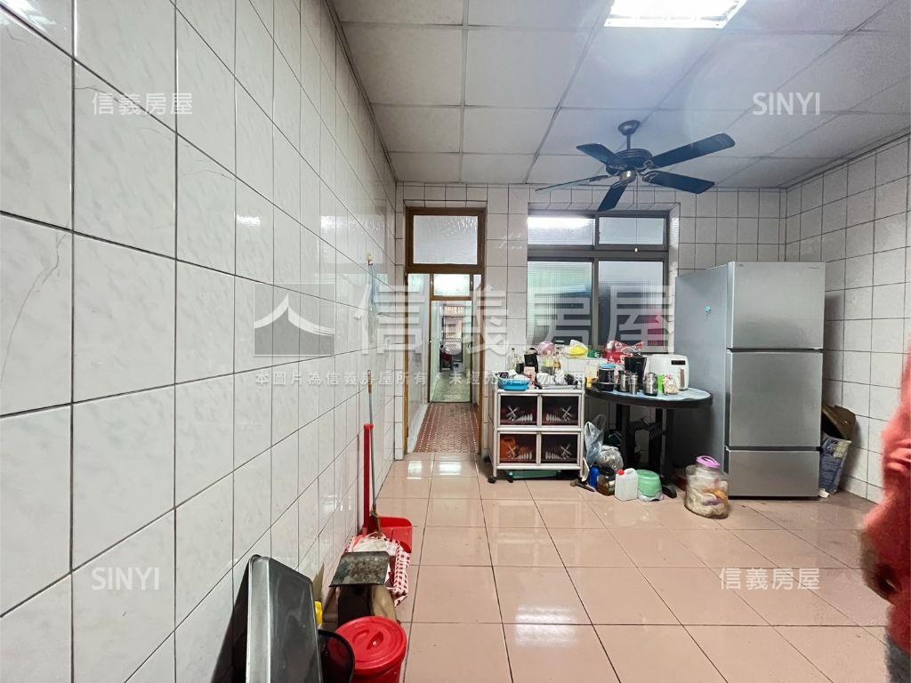 近彰師大綠意美透天房屋室內格局與周邊環境