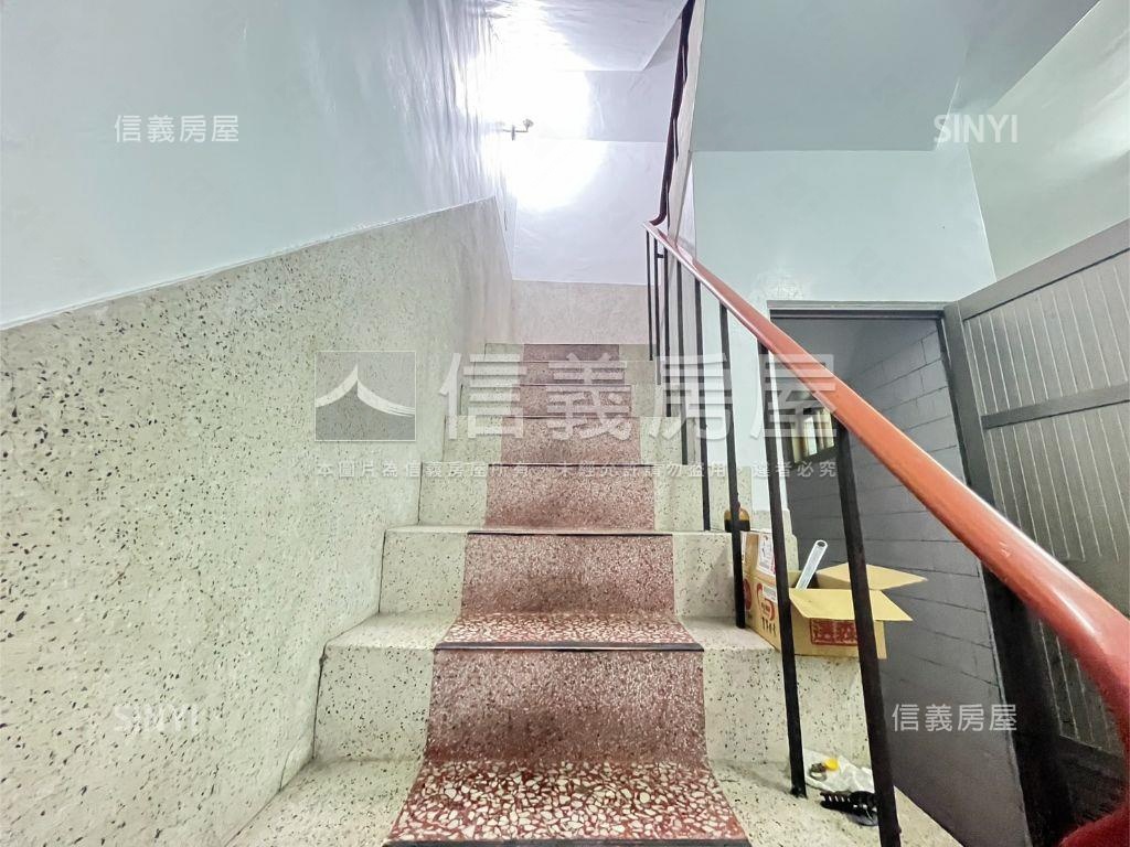 近彰師大綠意美透天房屋室內格局與周邊環境