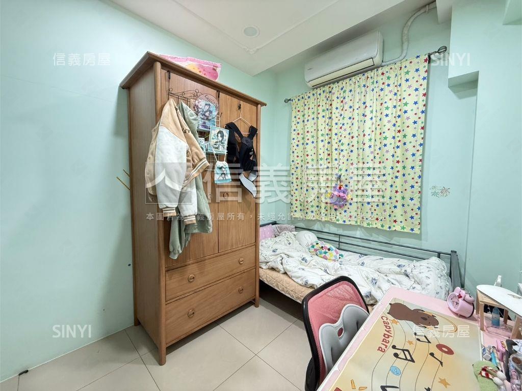 皇璽中高樓四房平車房屋室內格局與周邊環境