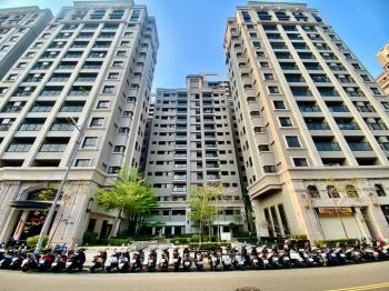 皇璽中高樓３＋１房平車