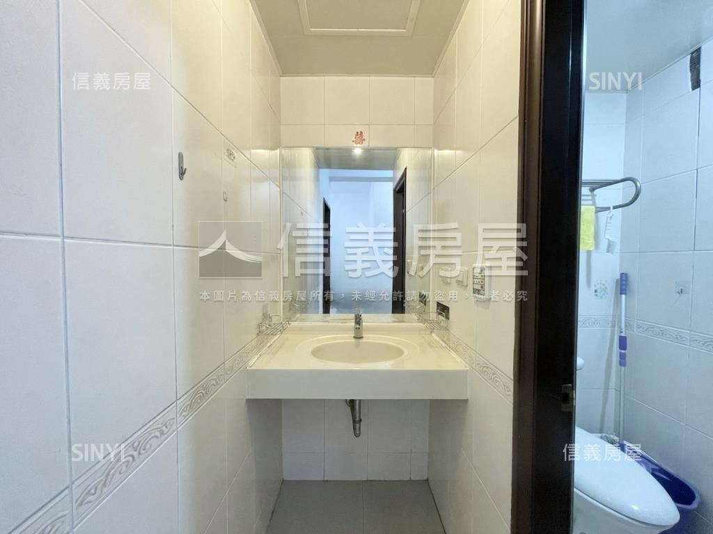 專任北大電梯２房車位房屋室內格局與周邊環境