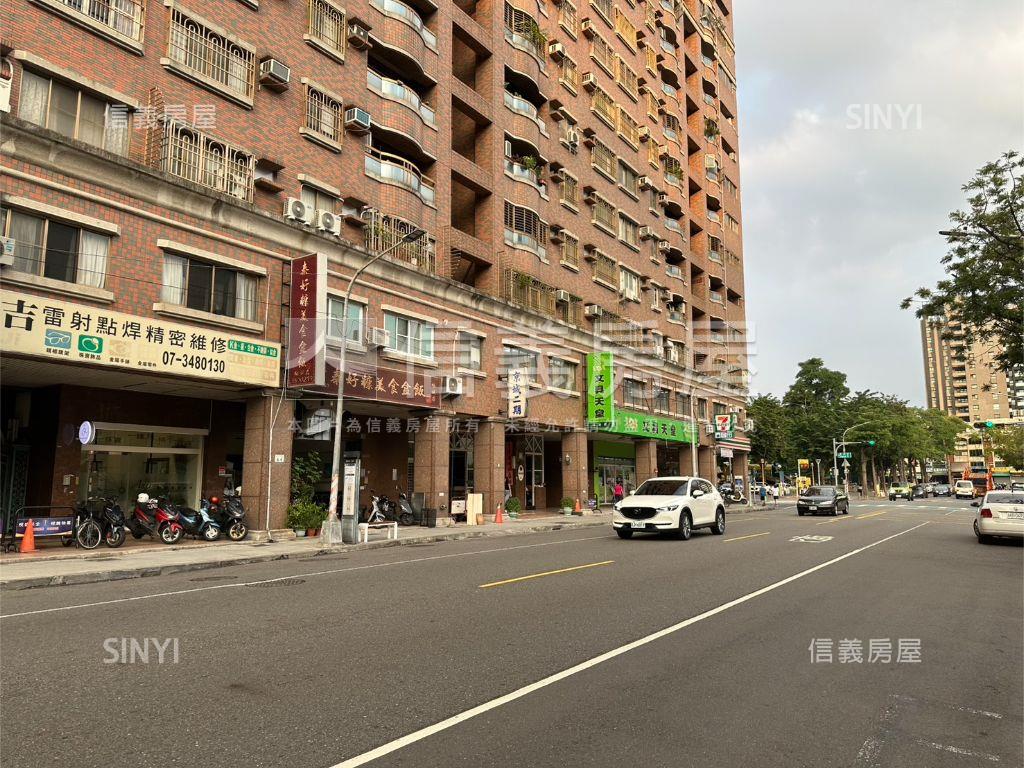 河堤稀有精美三房房屋室內格局與周邊環境
