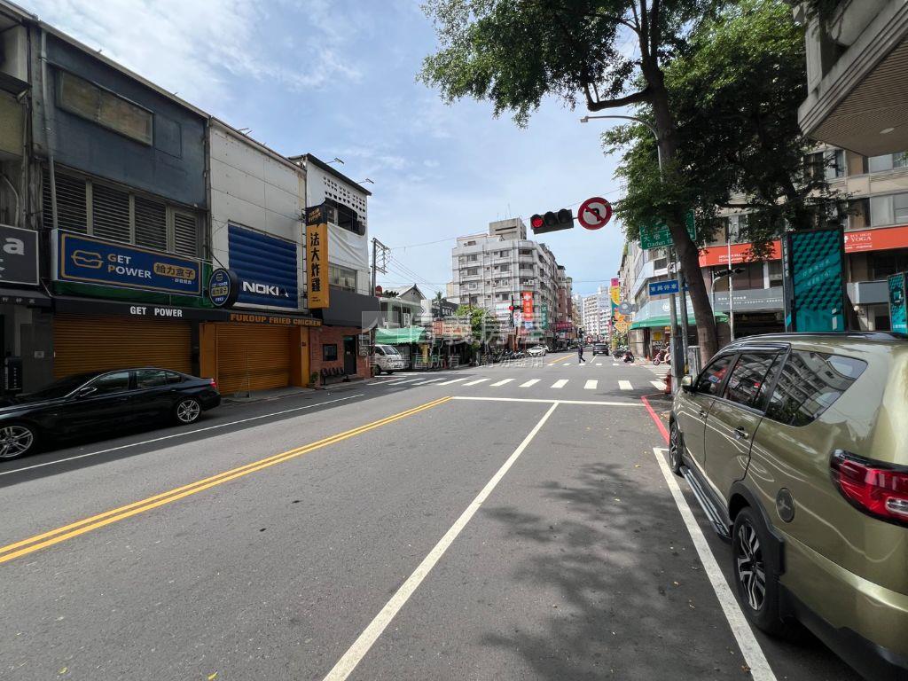 精誠商圈一級棒透店房屋室內格局與周邊環境