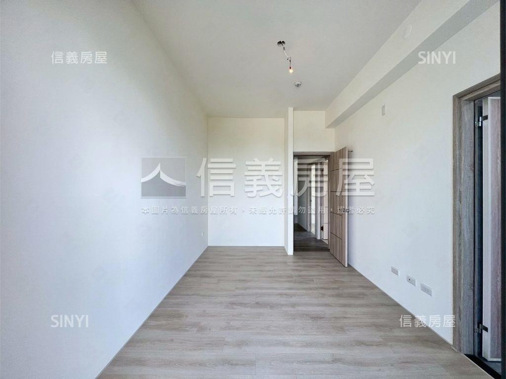 快樂家！近家樂福美三房Ａ房屋室內格局與周邊環境