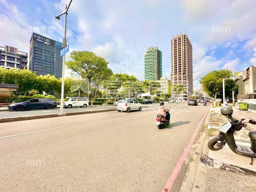 ✨京典｜北高核心三房車位房屋室內格局與周邊環境