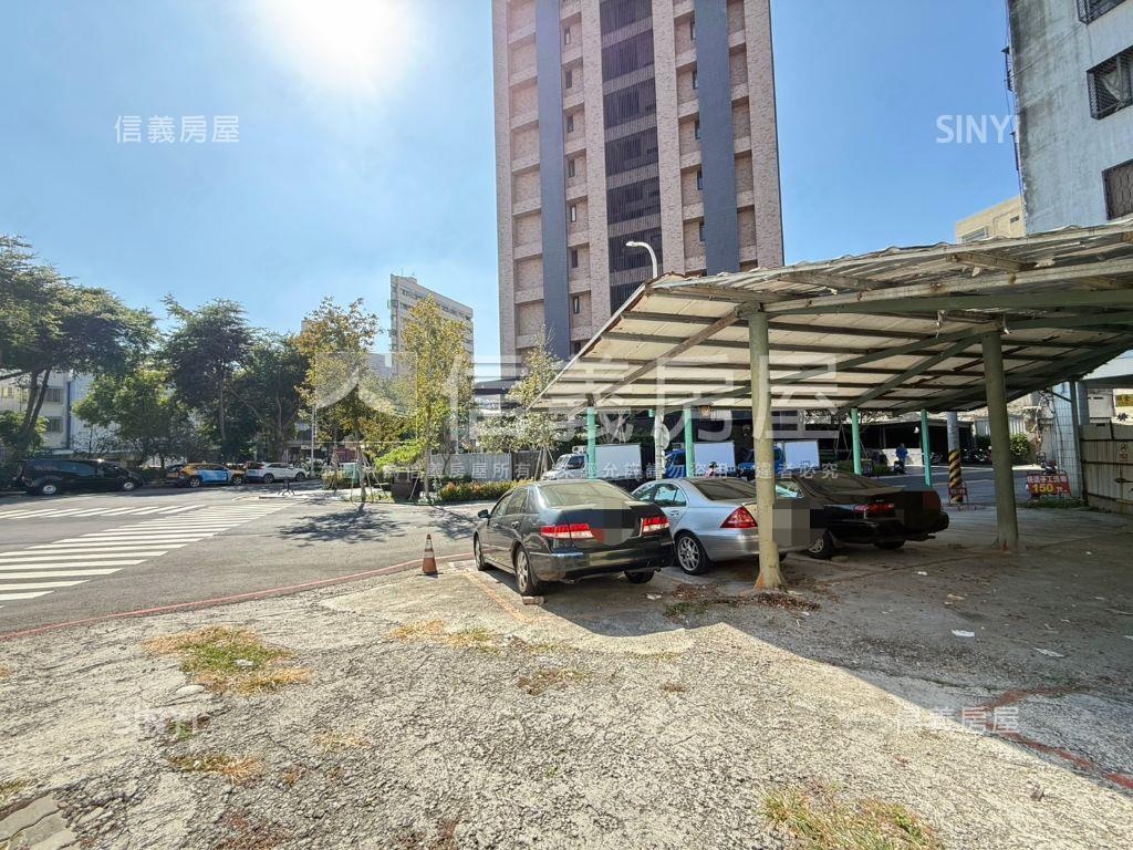 西區低總價大面寬收租店面房屋室內格局與周邊環境