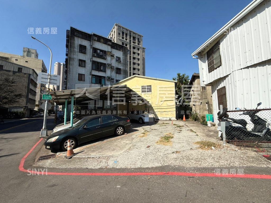西區低總價大面寬收租店面房屋室內格局與周邊環境