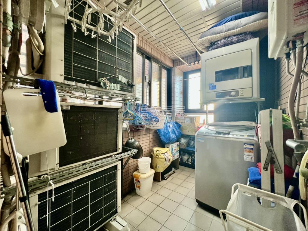 森泉灣景觀三房車位房屋室內格局與周邊環境