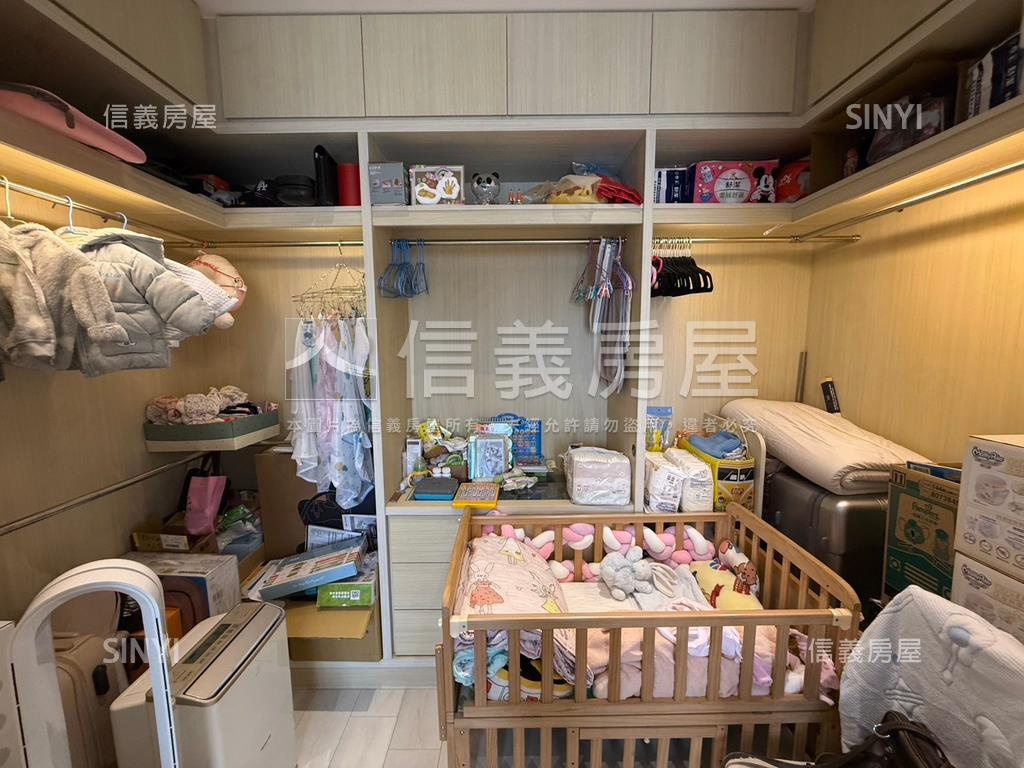 進化論三面採光兩房車位房屋室內格局與周邊環境