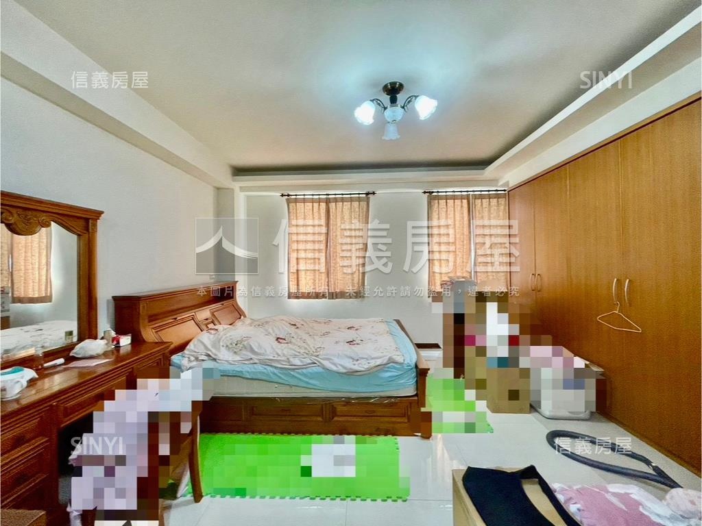 西屯近逢甲別墅稀有釋出房屋室內格局與周邊環境