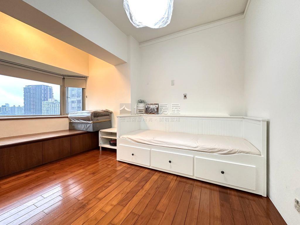 環南再興景觀成家居房屋室內格局與周邊環境