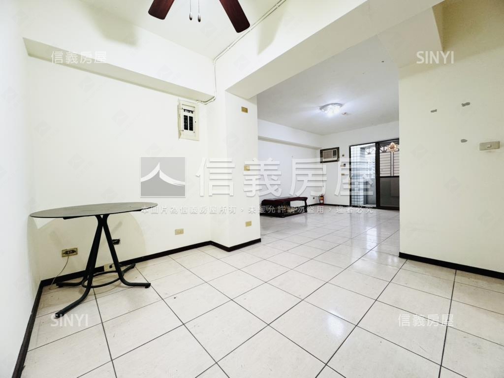 千歲伯爵三房車位有頂加房屋室內格局與周邊環境