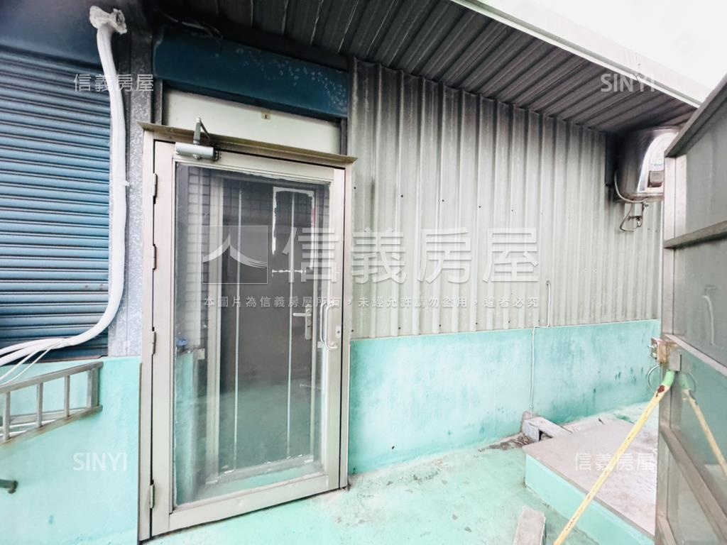 千歲伯爵三房車位有頂加房屋室內格局與周邊環境