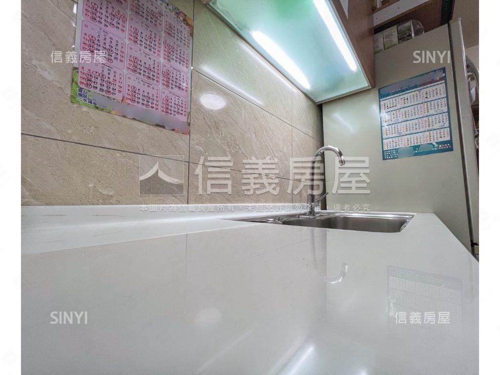 松江邊間一樓黃金黑土房屋室內格局與周邊環境