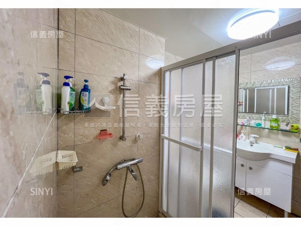 松江邊間一樓黃金黑土房屋室內格局與周邊環境