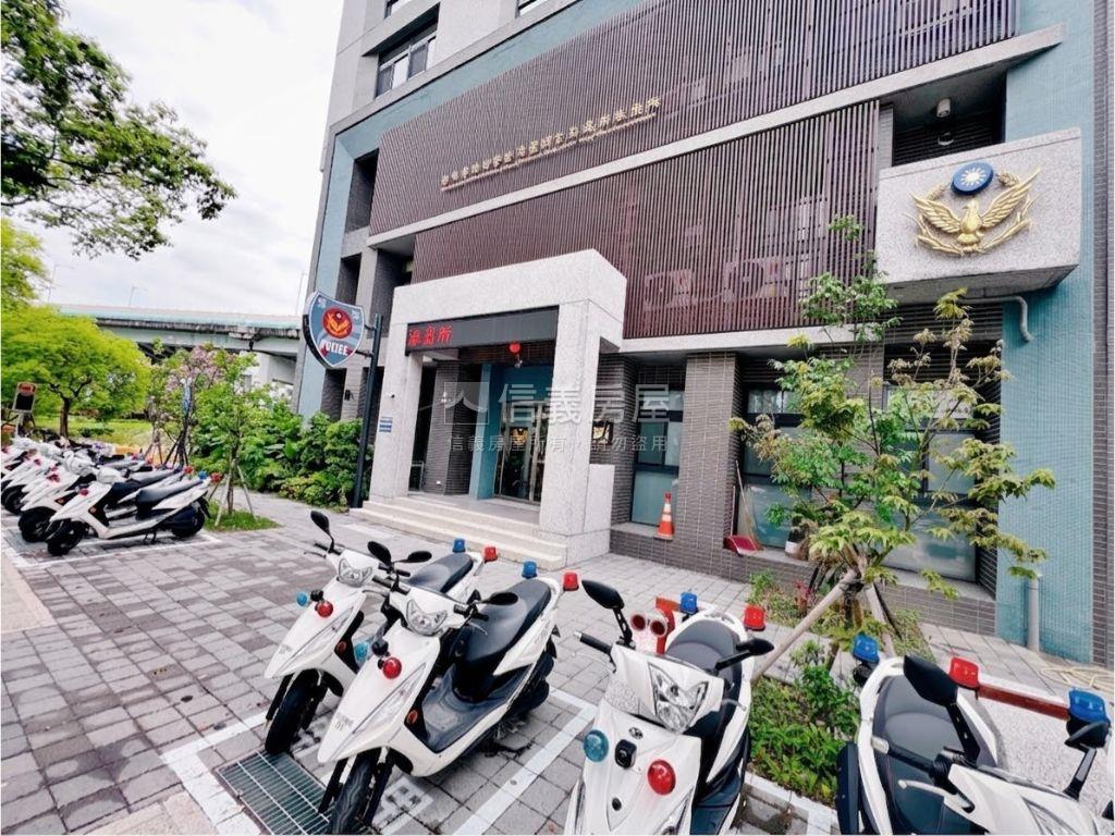 未來家高樓二房車位房屋室內格局與周邊環境
