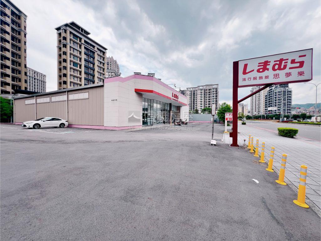 未來家高樓二房車位房屋室內格局與周邊環境