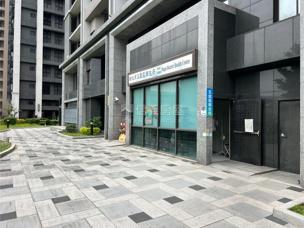未來家高樓二房車位房屋室內格局與周邊環境