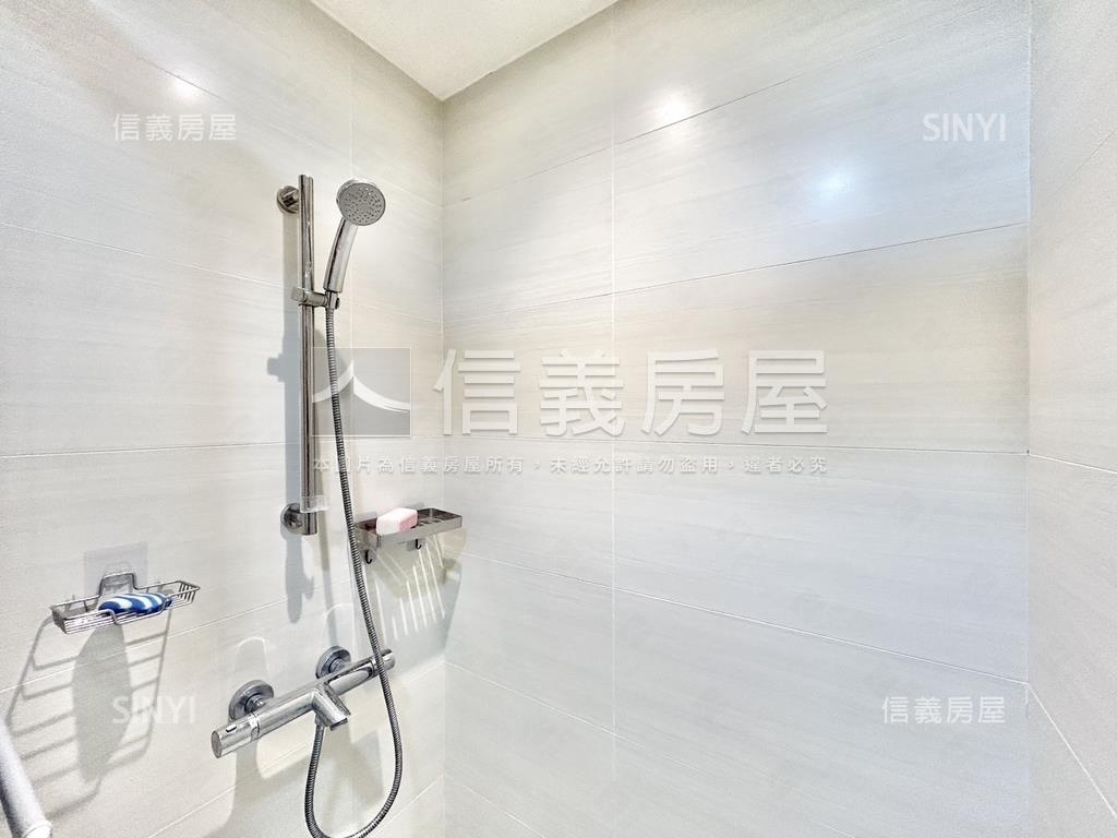 竹科悅揚裝潢兩房車位房屋室內格局與周邊環境