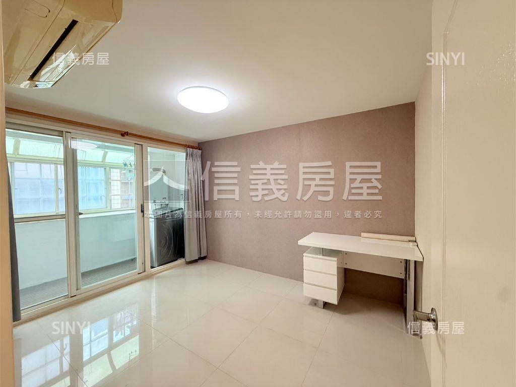 【雙敦】高樓裝潢捷運兩房房屋室內格局與周邊環境