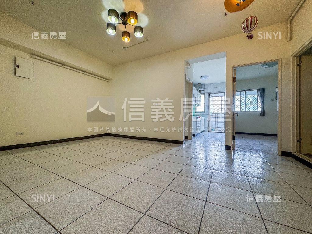 五權車站高樓層大三房車位房屋室內格局與周邊環境