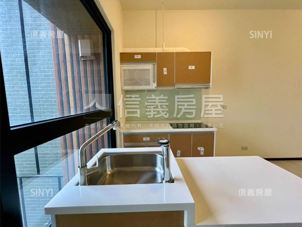 愛琴海－兩房平移車位房屋室內格局與周邊環境