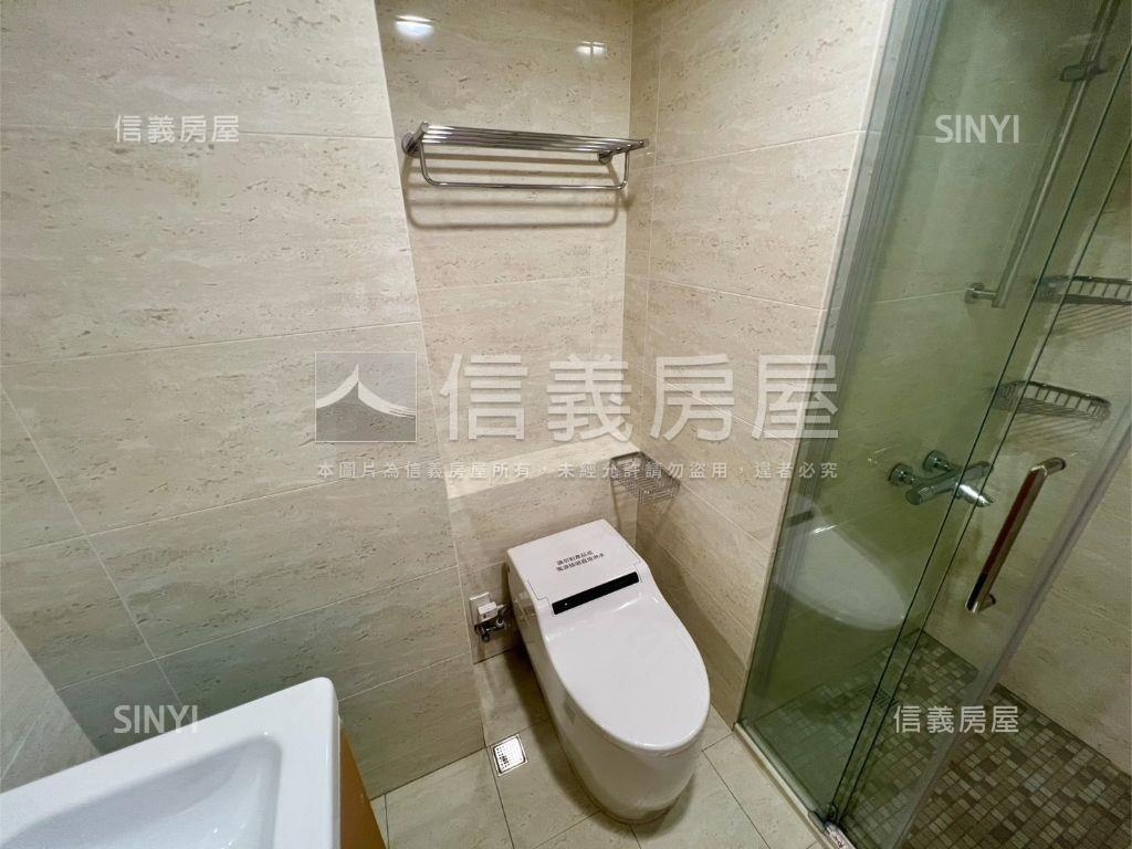 愛琴海－兩房平移車位房屋室內格局與周邊環境