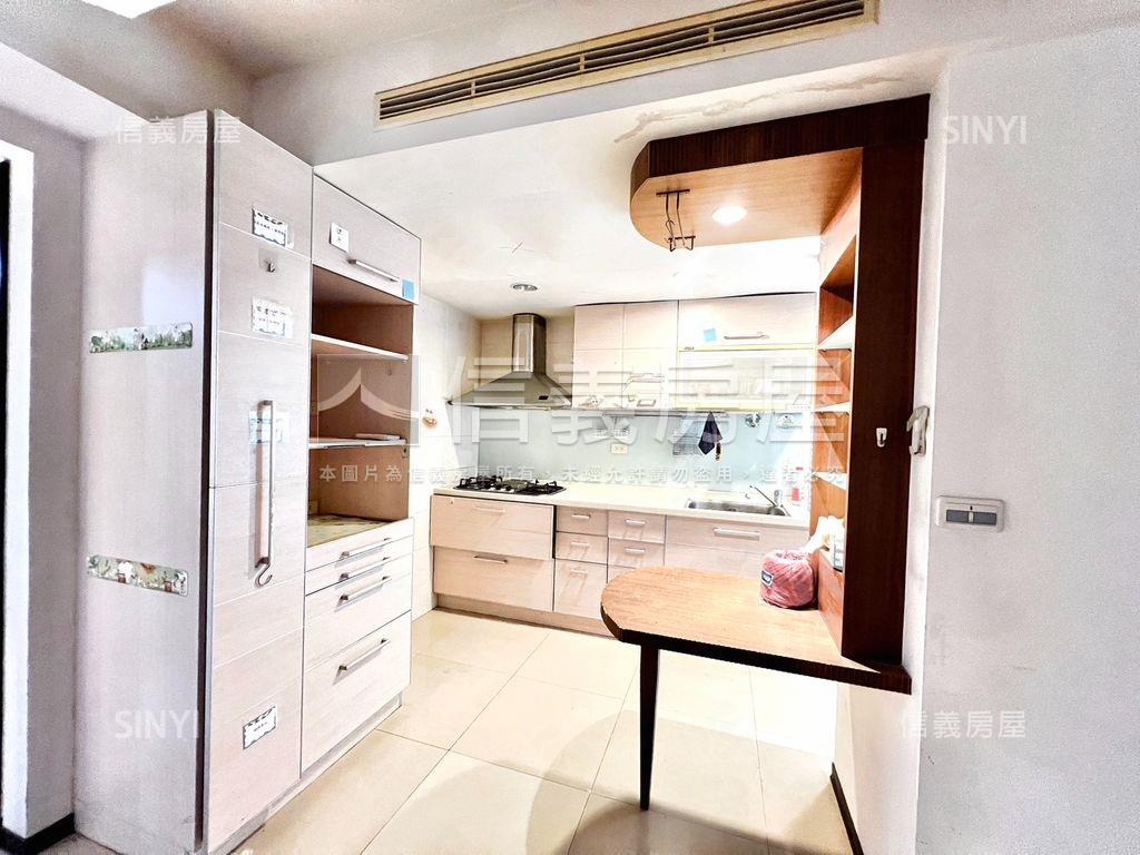 世紀風華Ⅰ房屋室內格局與周邊環境