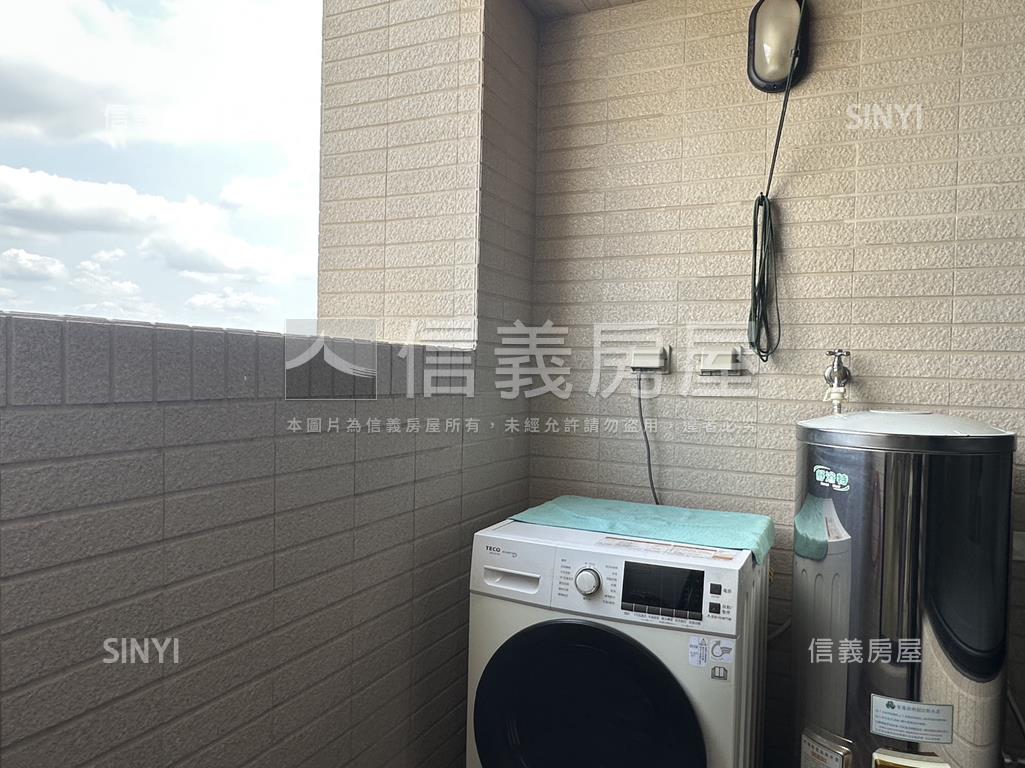 銳揚巴洛克溫馨兩房平車房屋室內格局與周邊環境