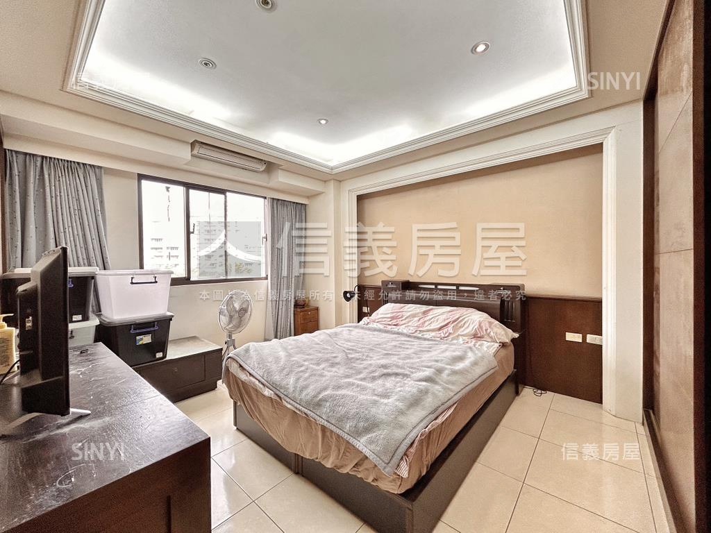 音樂歐洲面公園四房大車位房屋室內格局與周邊環境