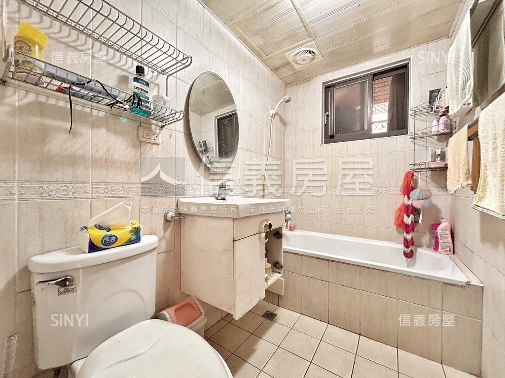 音樂歐洲面公園四房大車位房屋室內格局與周邊環境