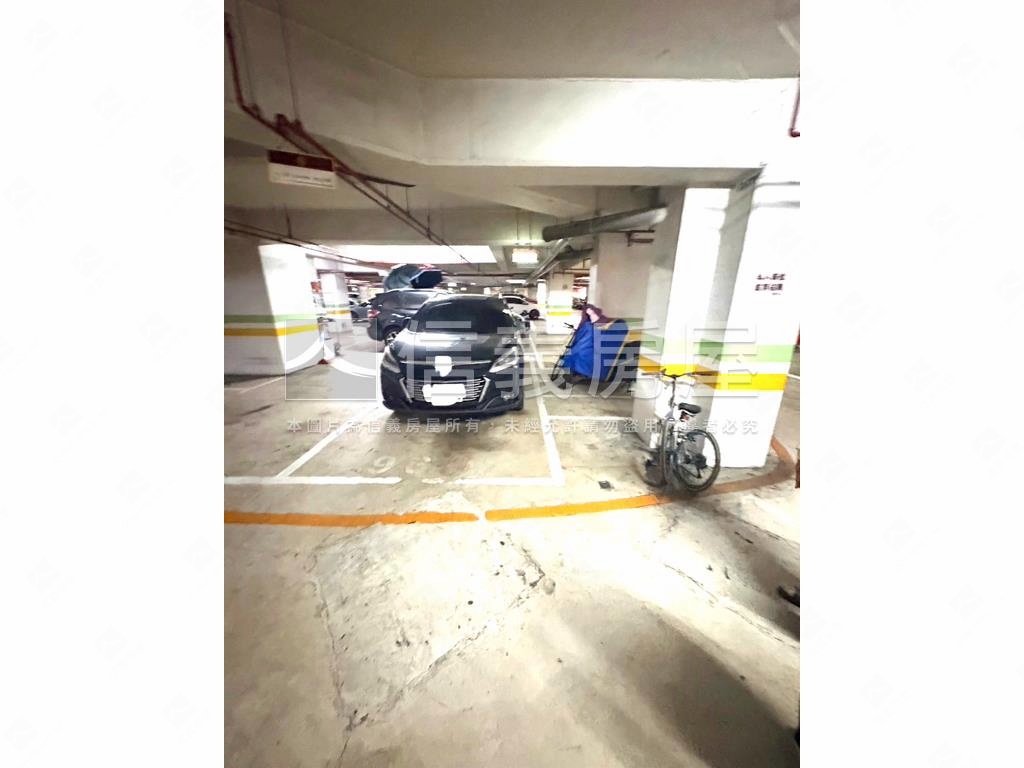 音樂歐洲面公園四房大車位房屋室內格局與周邊環境