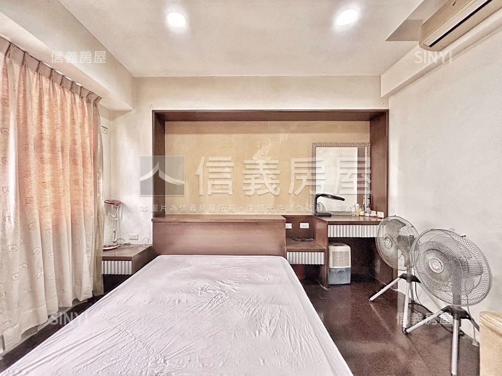 音樂歐洲面公園四房大車位房屋室內格局與周邊環境