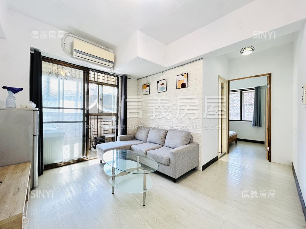 近捷運採光邊間陽台美屋房屋室內格局與周邊環境