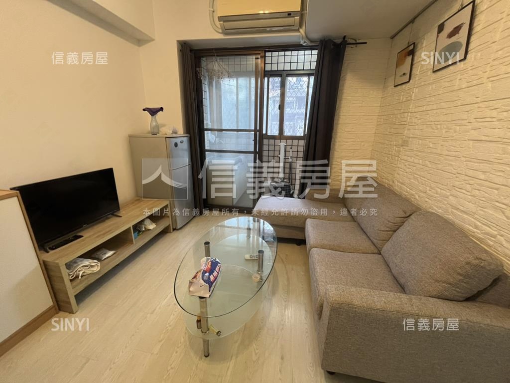 近捷運採光邊間陽台美屋房屋室內格局與周邊環境