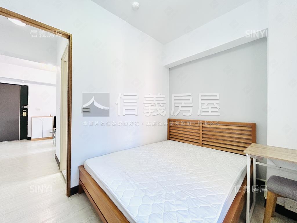 近捷運採光邊間陽台美屋房屋室內格局與周邊環境