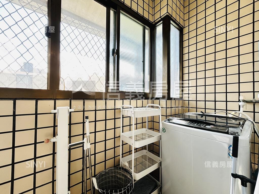 近捷運採光邊間陽台美屋房屋室內格局與周邊環境