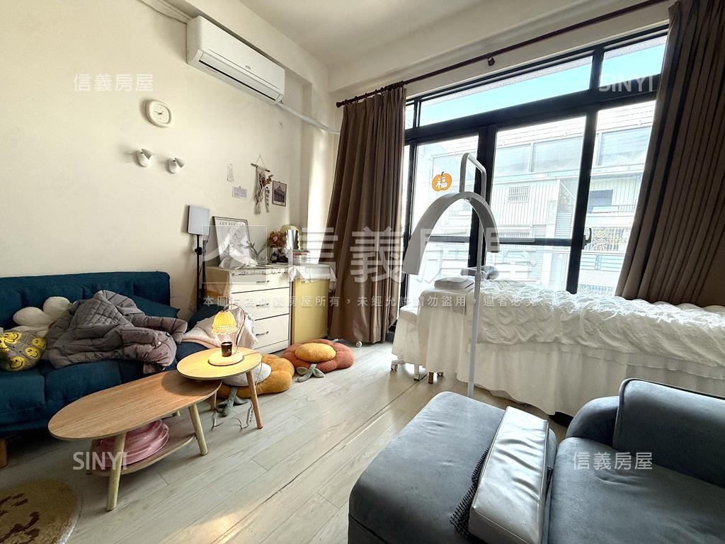 仁武正街公園旁輕屋齡透店房屋室內格局與周邊環境