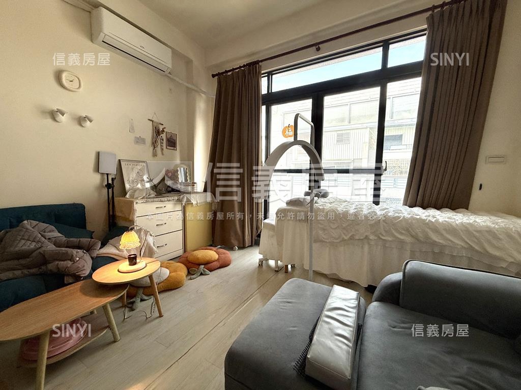 仁武正街公園旁輕屋齡透店房屋室內格局與周邊環境